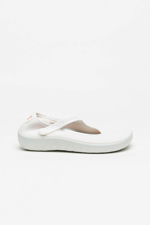 Eifel_white_Arcopedico
