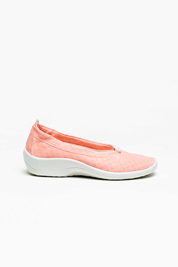 Cabrera_lue_pinkbeach