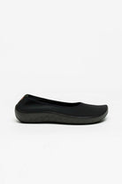 Acari_black_Arcopedico
