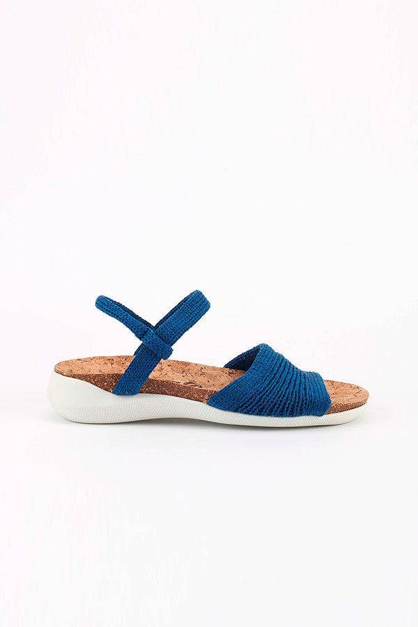 Arenal_blue_Arcopedico