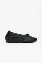 Cabrera_black_Arcopedico